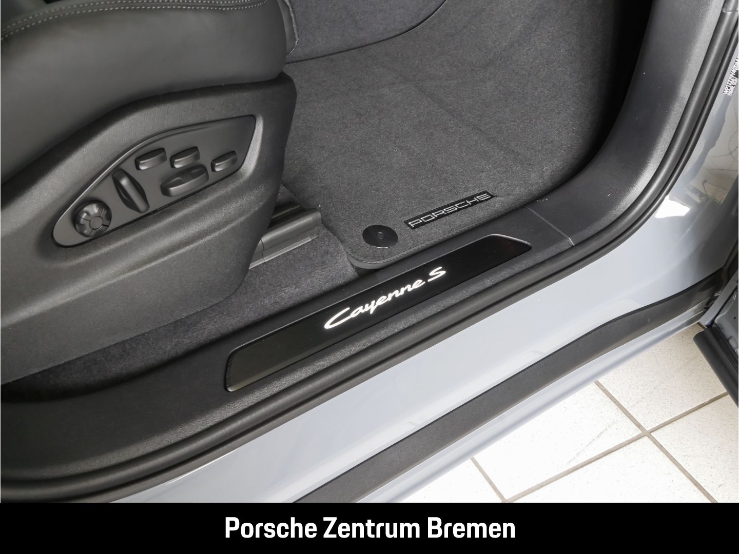 Porsche Cayenne S E-Hybrid Coupe AHK Sportabagas Head-up