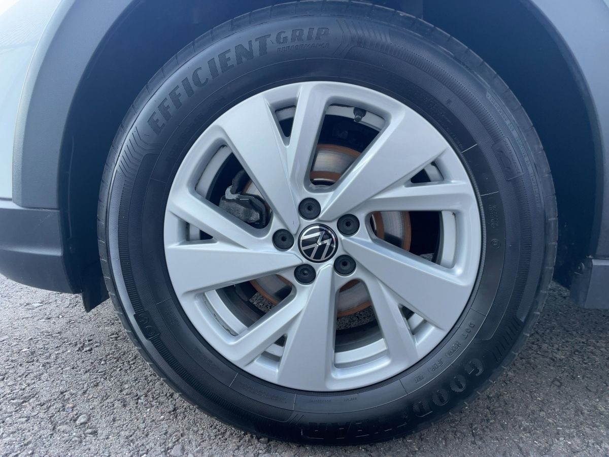 Volkswagen Taigo 1.0 TSI Virt LED Black - Samsaru's Car Outlet