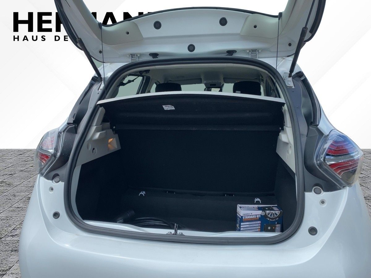 Renault Zoe R110/Z.E. 50 Life - Samsaru's Car Outlet