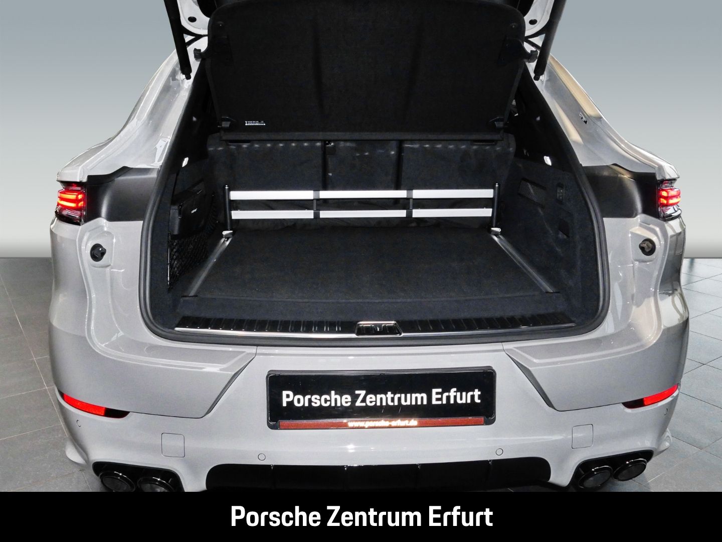 Porsche Cayenne E-Hybrid Coupe Matrix/SportDesign/22''/A