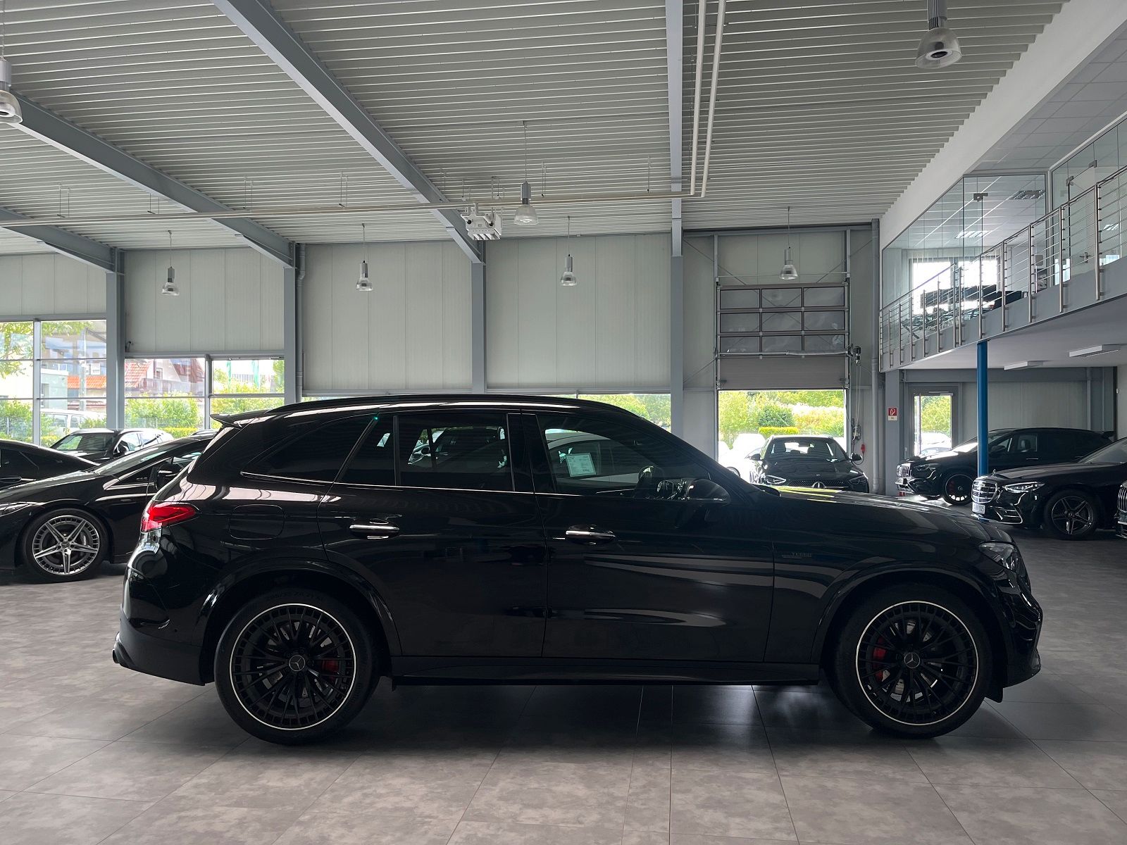 Mercedes-Benz GLC 43 AMG 4M Premium Plus - Samsaru's Car Outlet
