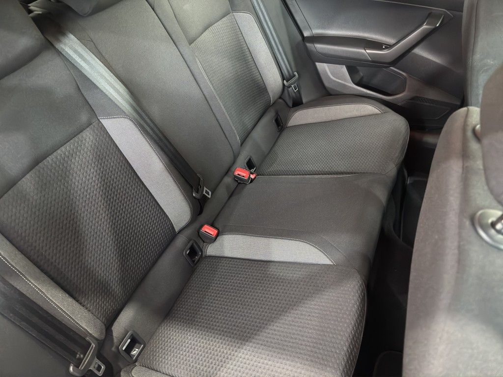 Volkswagen Taigo 1.0 l TSI - Samsaru's Car Outlet