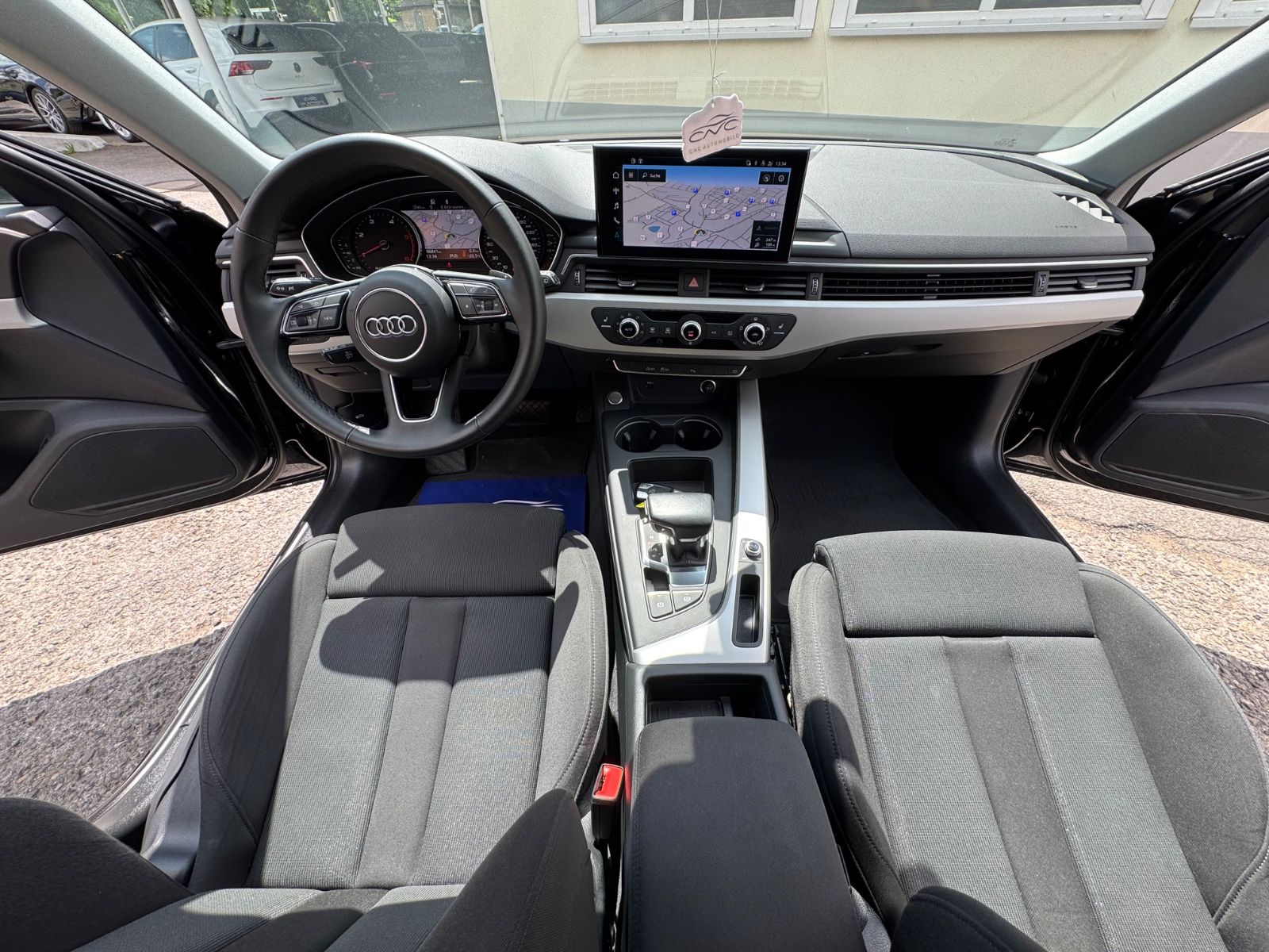 Audi A4 Avant 35 TDI S-Tronic - Samsaru's Car Outlet