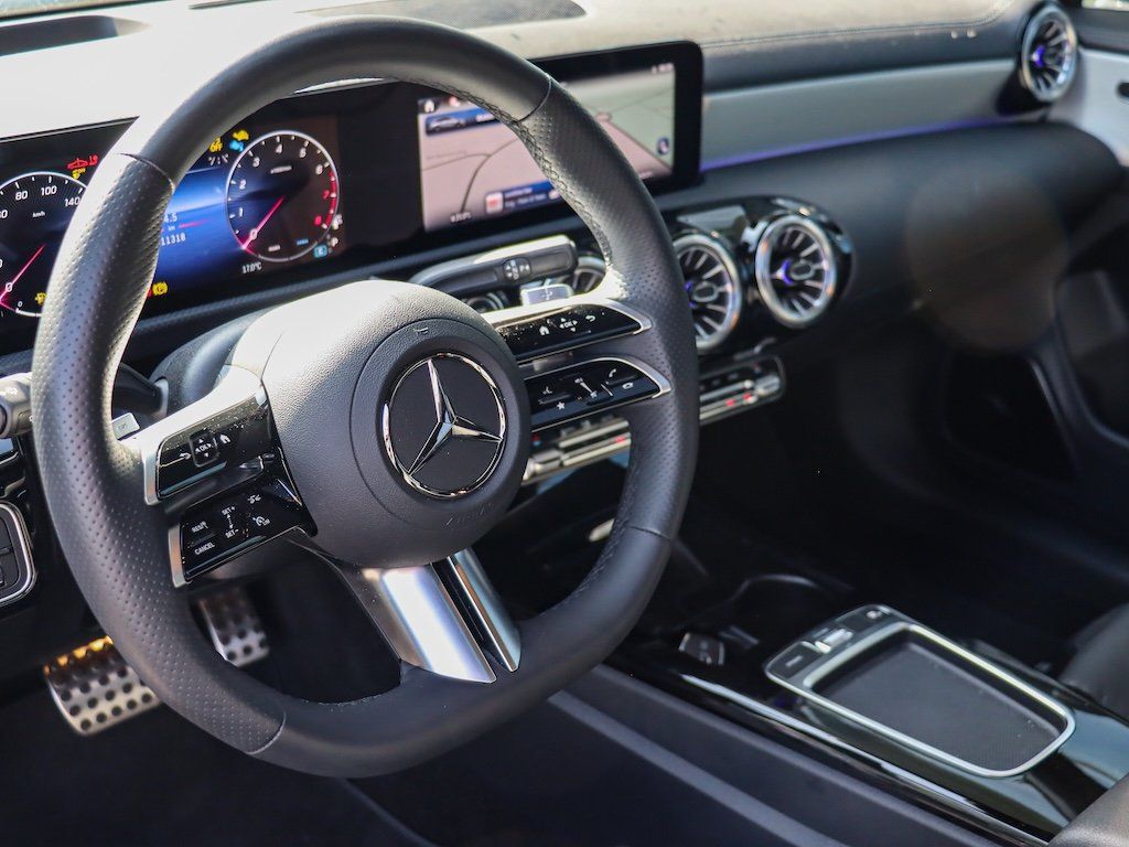 Mercedes-Benz CLA 250 4M SB AMG PremiumPlus - Samsaru's Car Outlet