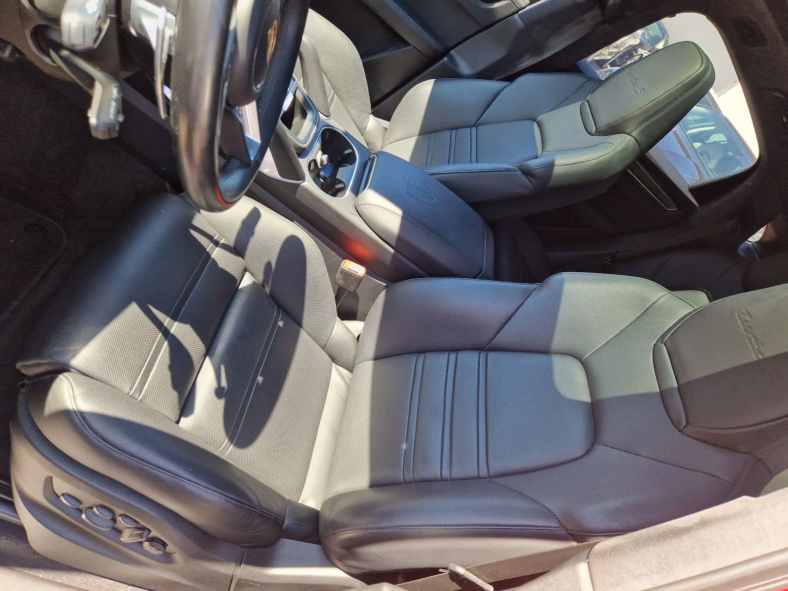 Porsche CAYENNE COUPE TURBO S E-HYBRID "APPROVED" 22ZOLL