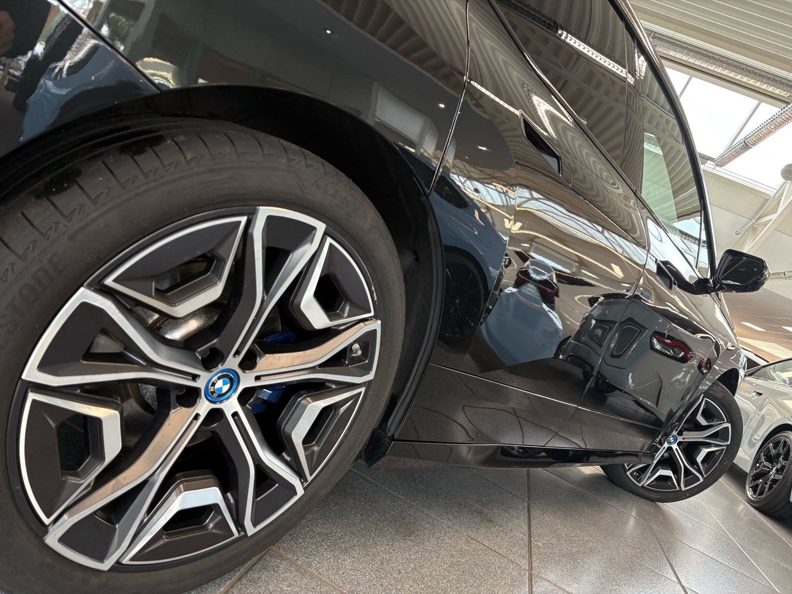 BMW iX xDrive40 MSport DA Prof PA Prof HuD HK 22" LM
