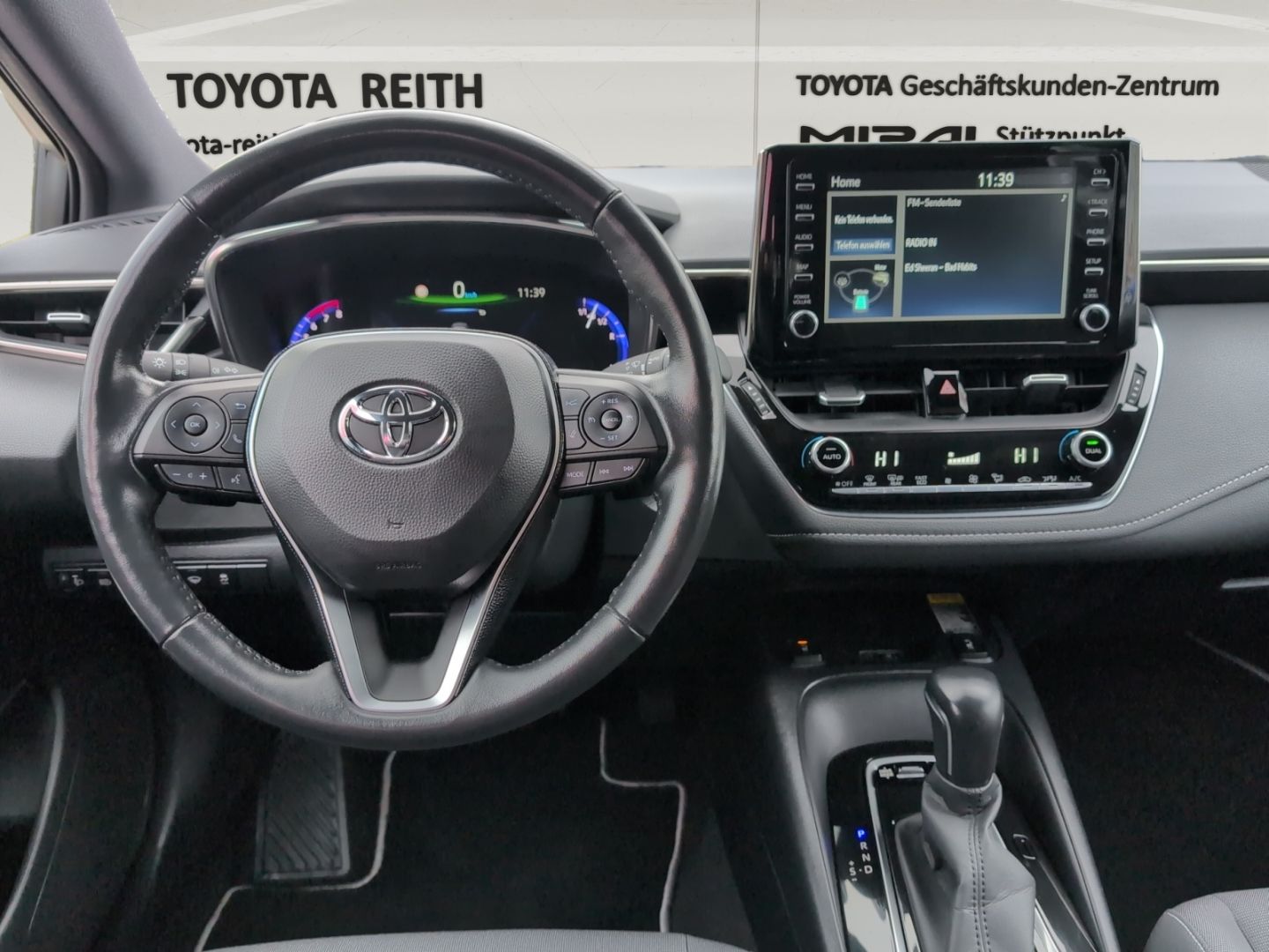 Toyota Corolla Touring Sports 2.0-l Hybrid Team D LED A