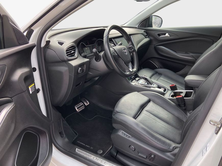 Opel Grandland X Plug-in-Hybrid Ultimate - Samsaru's Car Outlet