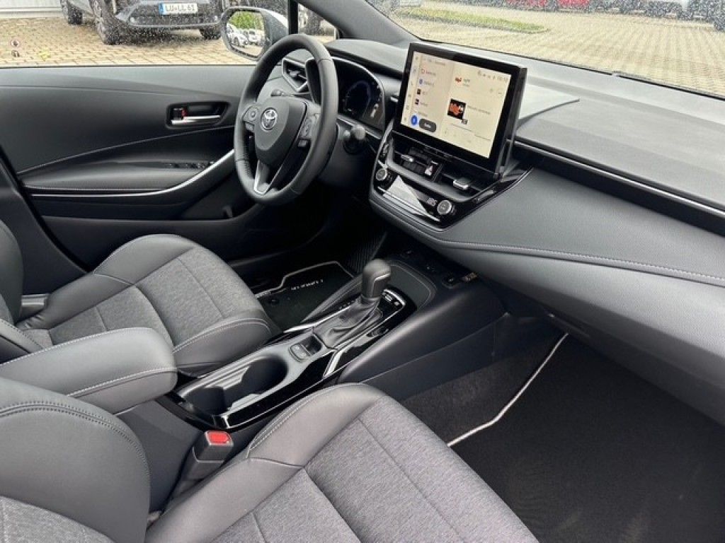 Toyota Corolla 2.0 Hybrid Touring Sports Teamplayer (ZE