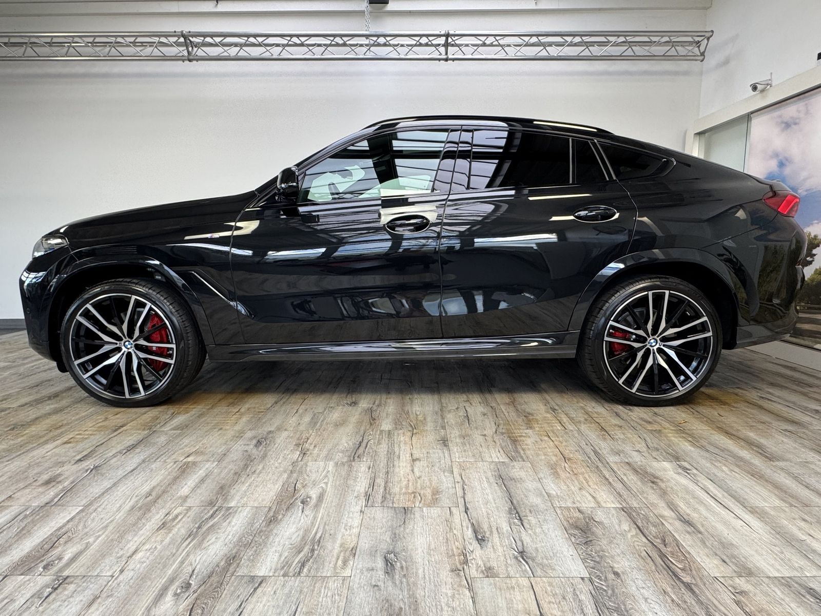 BMW X6 xDrive30d M Sport Pro 22Zoll AHK Pano ACC