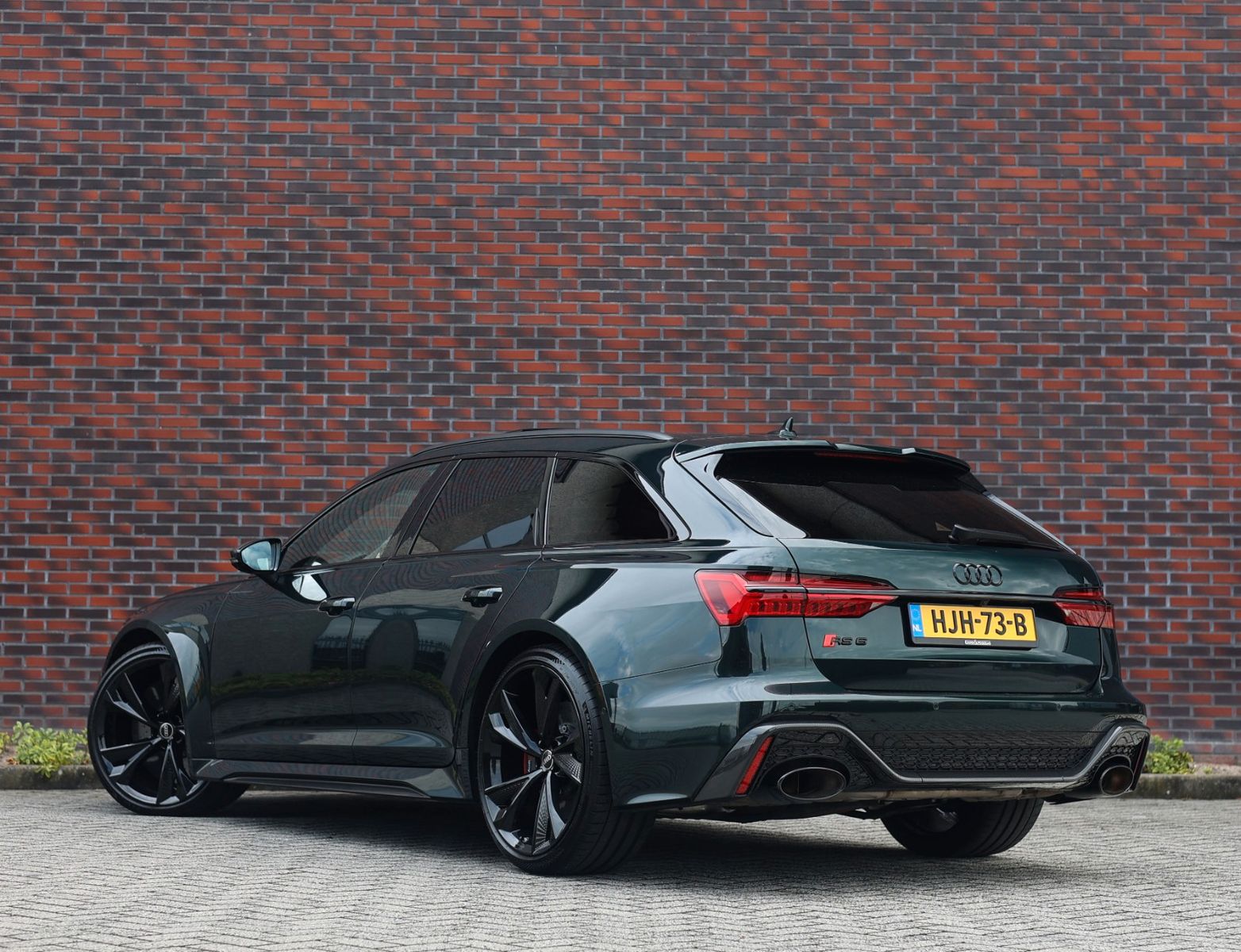 Audi RS6 Avant 4.0TFSI Quattro EXCLUSIVE + MEGAVOLL!