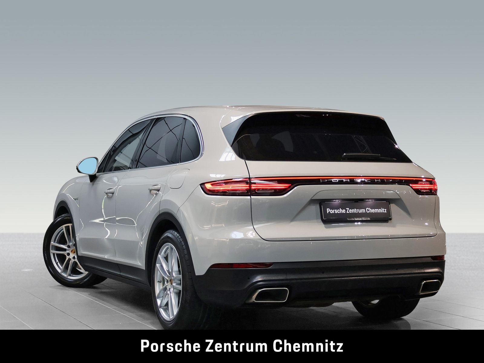 Porsche Cayenne E-Hybrid Luft;Pano;BOSE;Sitzbelüft.;14-W