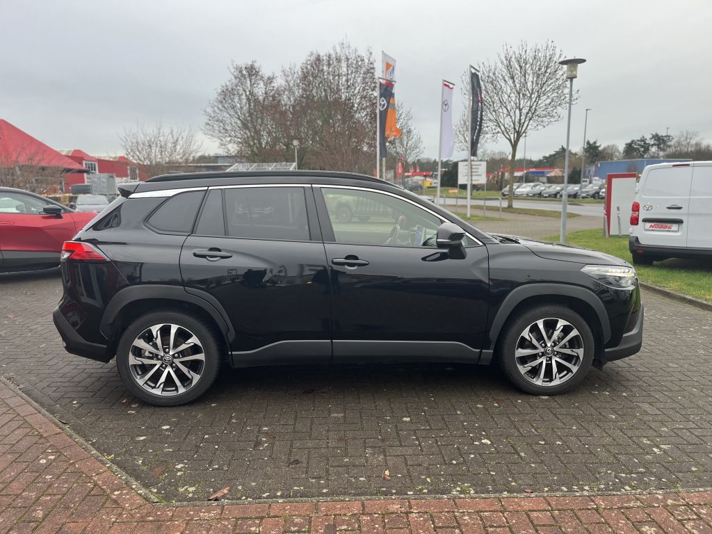 Toyota Corolla Cross Hybrid 2.0 VVT-i Team Deutschland