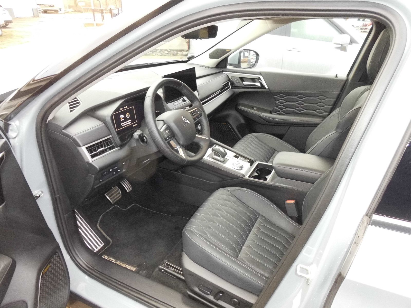 Mitsubishi Outlander 2.4 PHEV 4WD Top