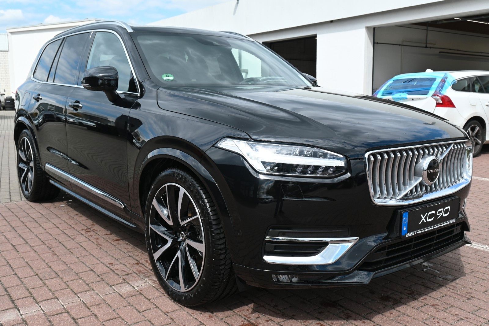 Volvo XC90 B5D AWD Inscription*LUFT*STDHZG*360*AHK*ACC