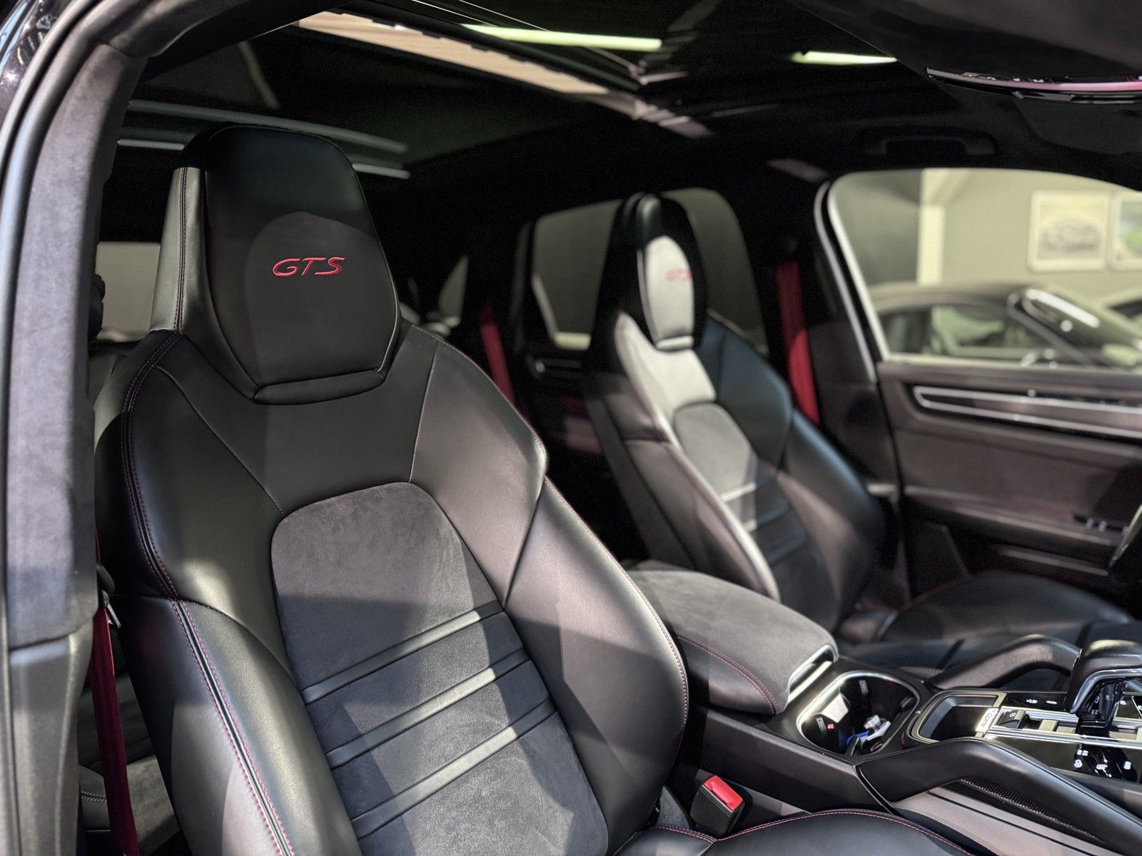 Porsche Cayenne GTS Pano+Matrix+Burmester+Chrono+ 360°Ka