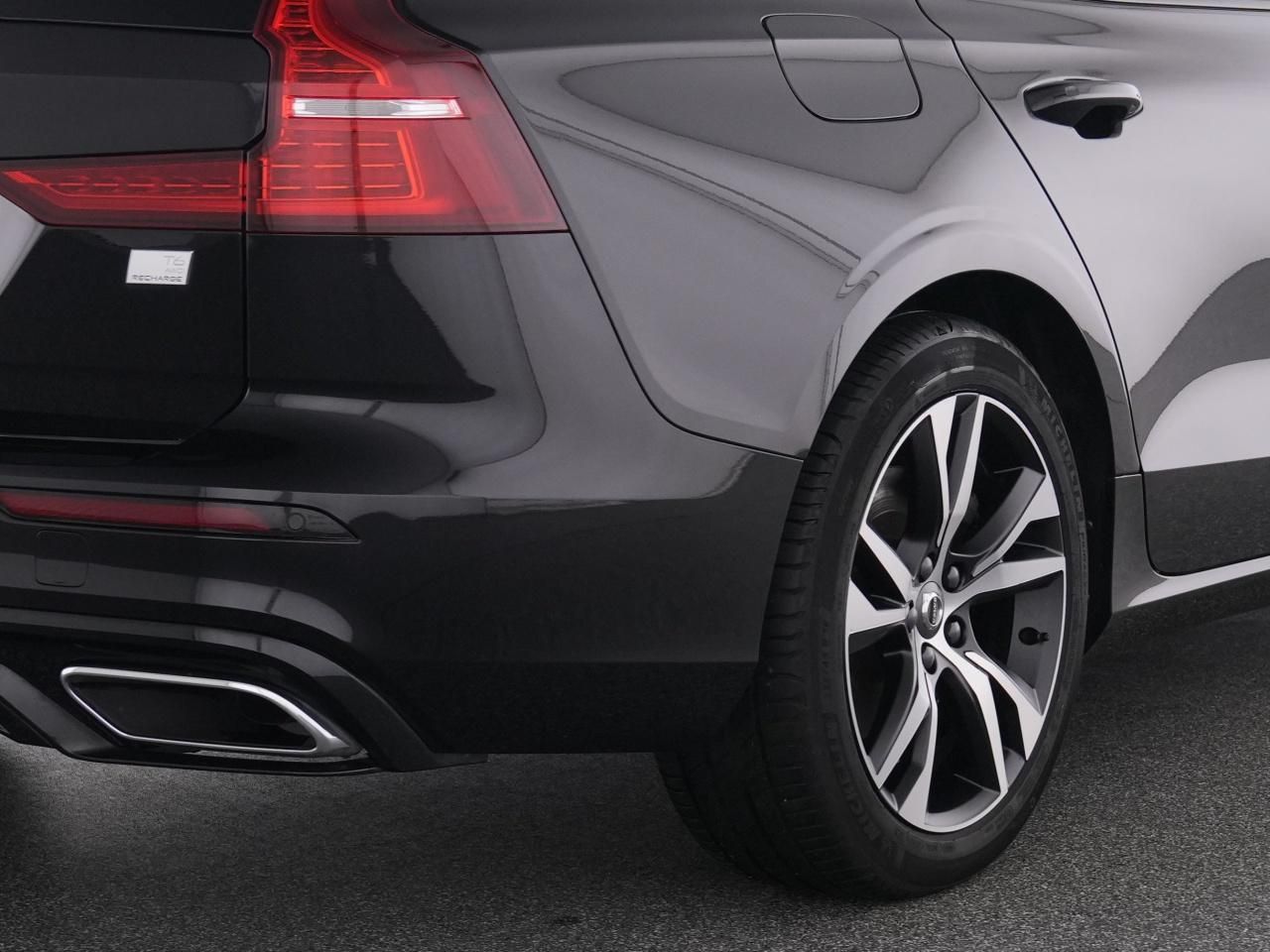 Volvo V60 T6 Recharge AWD R Design+MEMORY+WINTERPAK