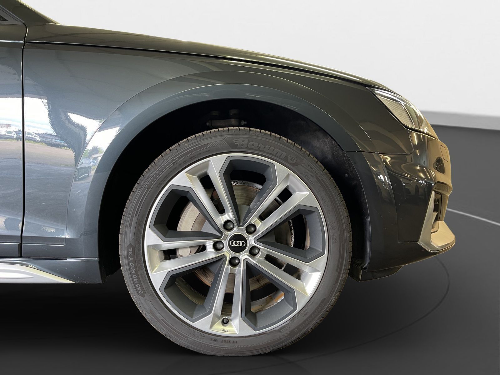 Audi A4 allroad 45 TFSI qu. AHK Pano Matrix LM 19" RF