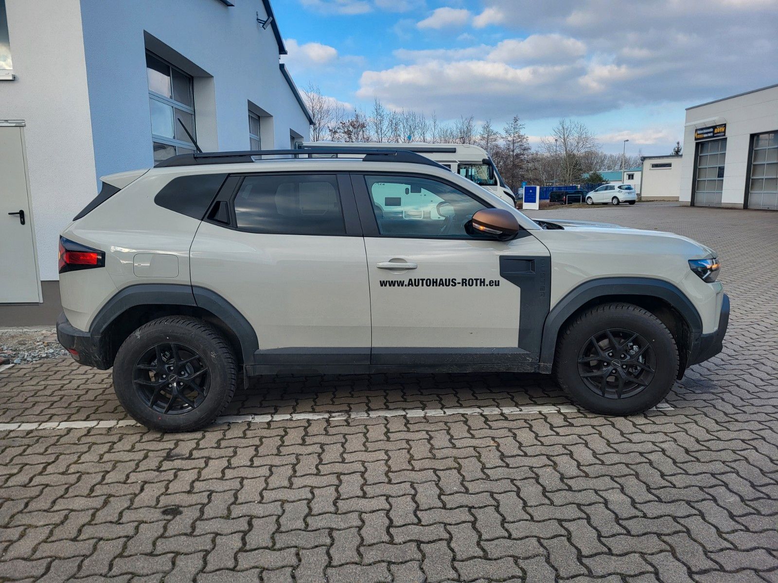 Dacia Duster III TCe 130 Extreme - Samsaru's Car Outlet