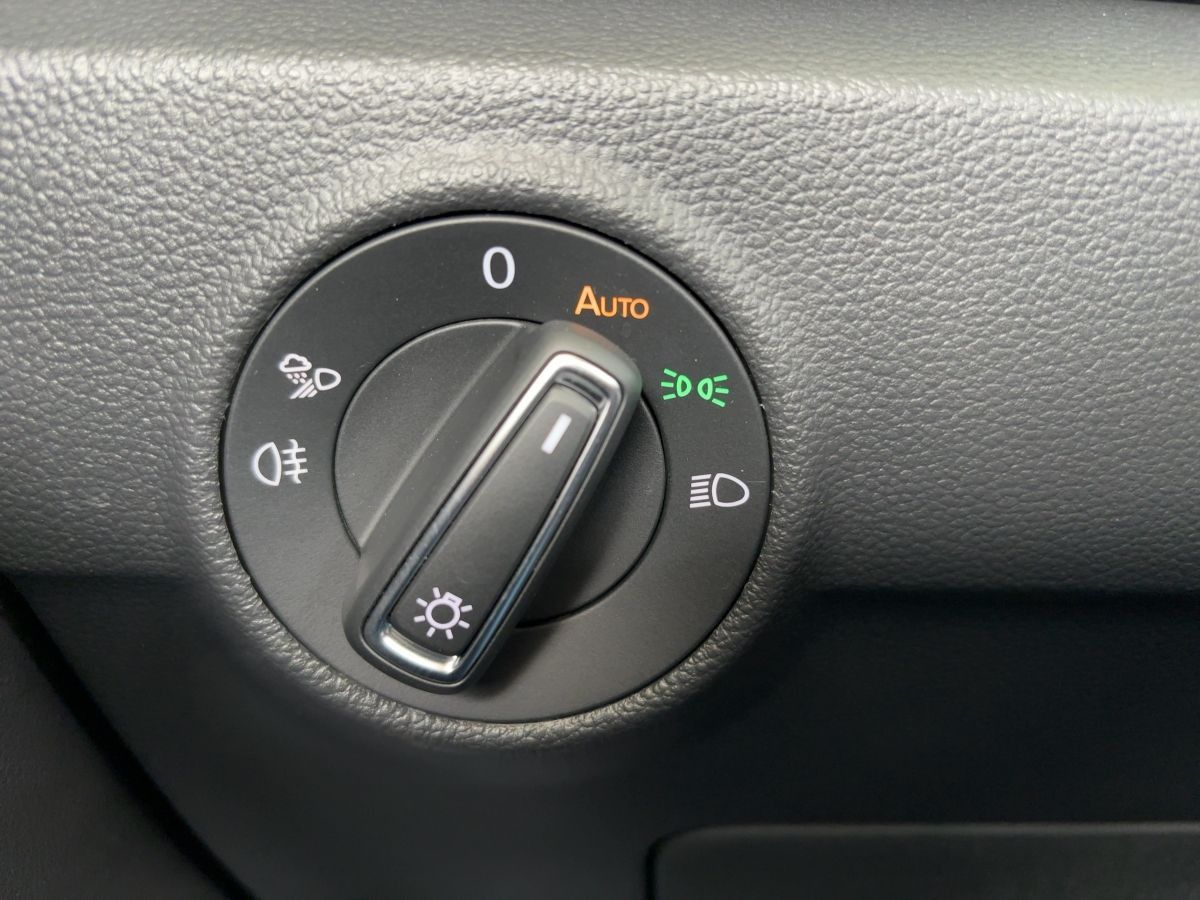 Volkswagen T-Roc Style 1.5 TSI - Samsaru's Car Outlet