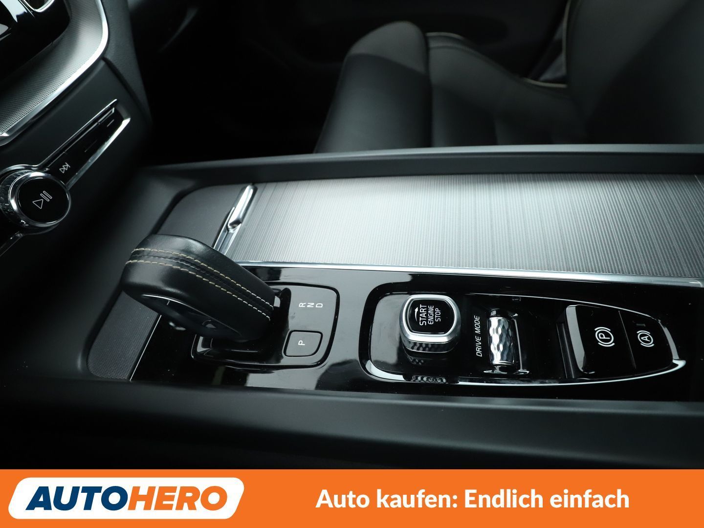 Volvo XC60 2.0 B5 Diesel R-Design AWD Aut.*NAVI*HK*ACC