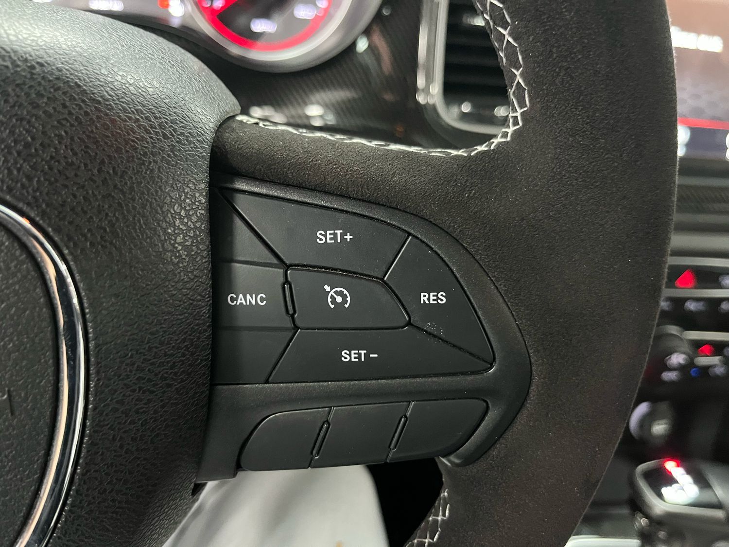 Dodge Charger RT 5,7l V8 *SHZ / AUT / LEDER/Navi/Apple