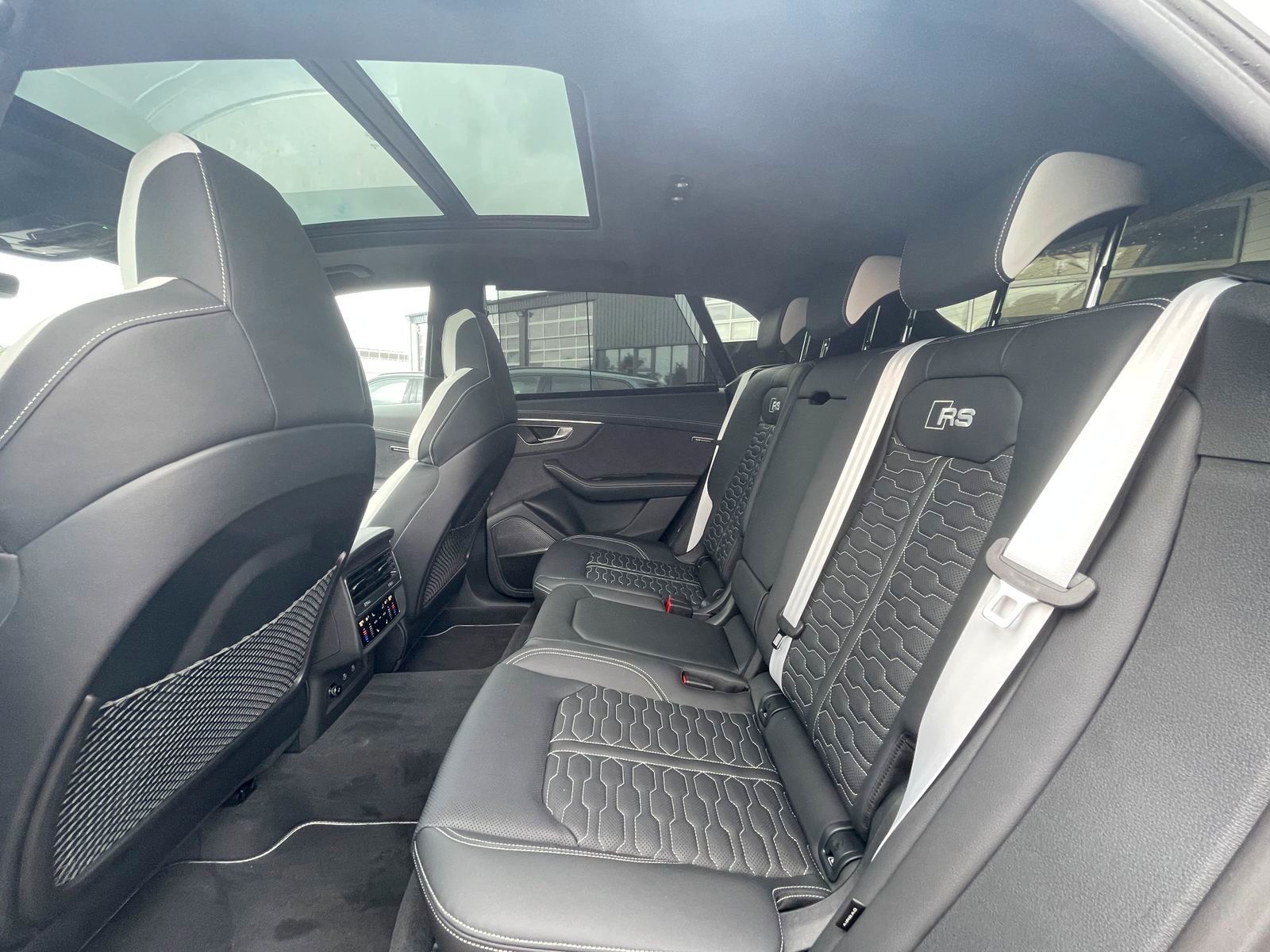 Audi RSQ8 exclusive+B&Oadvanced+Pano+Standhzg