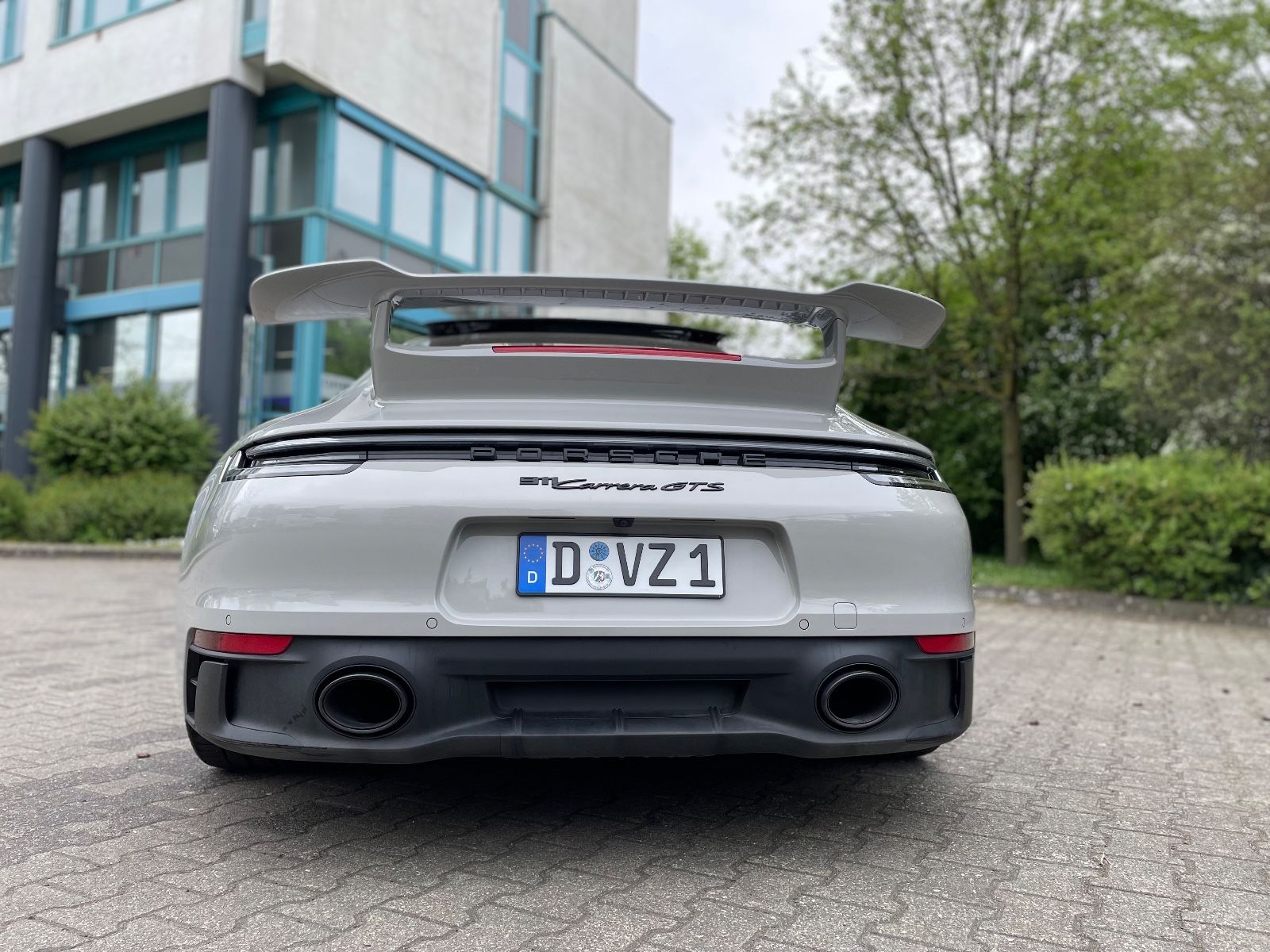 Porsche 911 Carrera GTS - Samsaru's Car Outlet