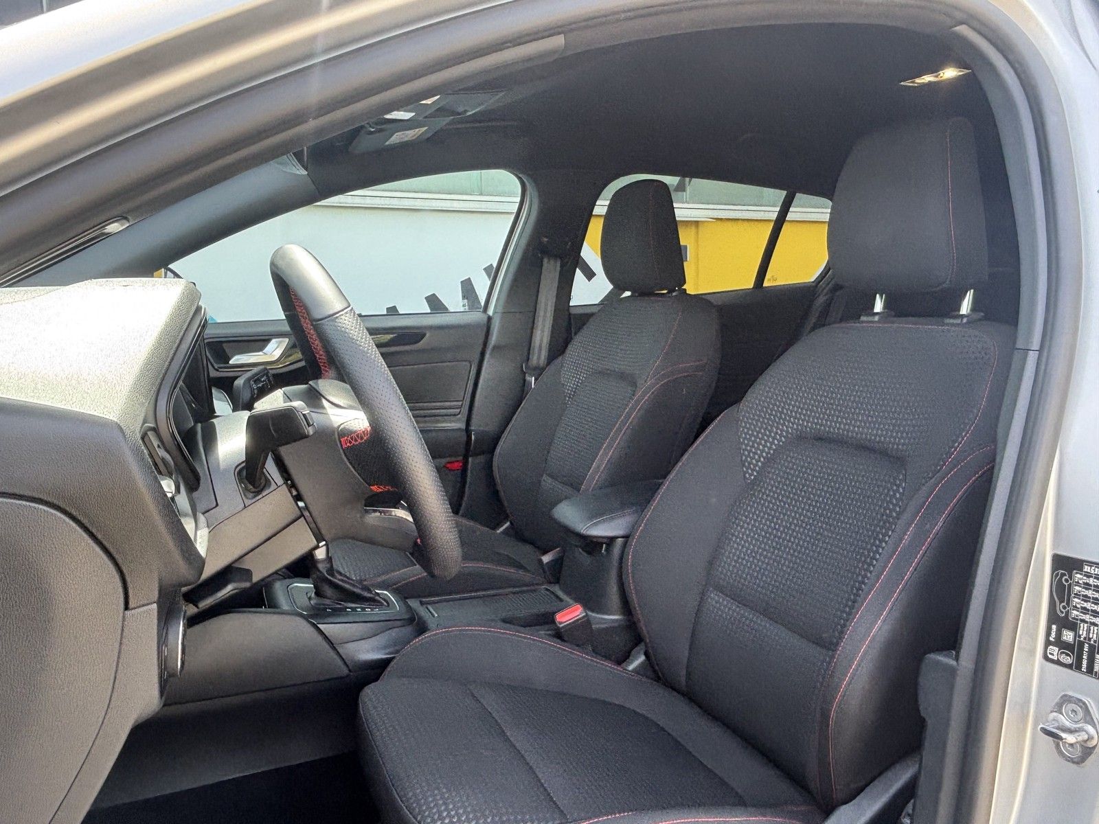 Ford Focus Turnier ST-Line 155PS Rf-Kamera Winter-Pak