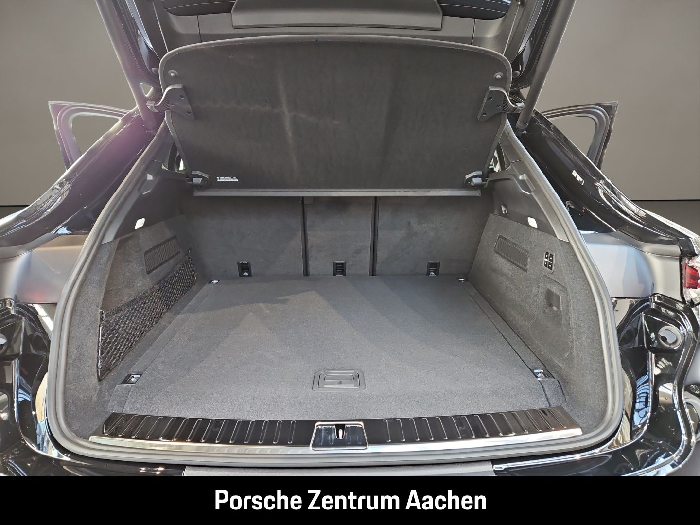 Porsche Cayenne E-Hybrid Coupe BOSE Surround Panorama