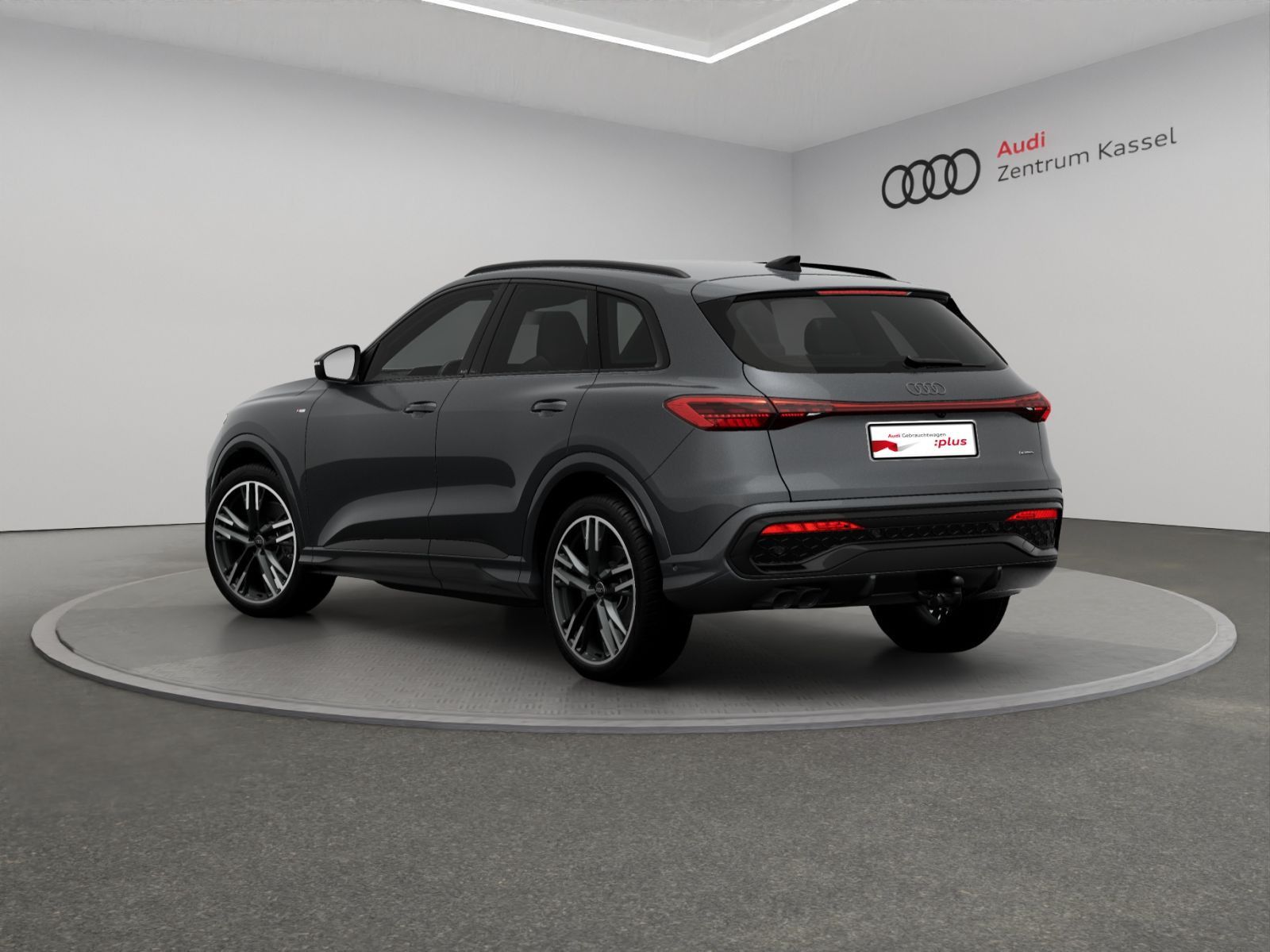 Audi Q5 SUV TDI quattro S line Matrix LED 360° AHK