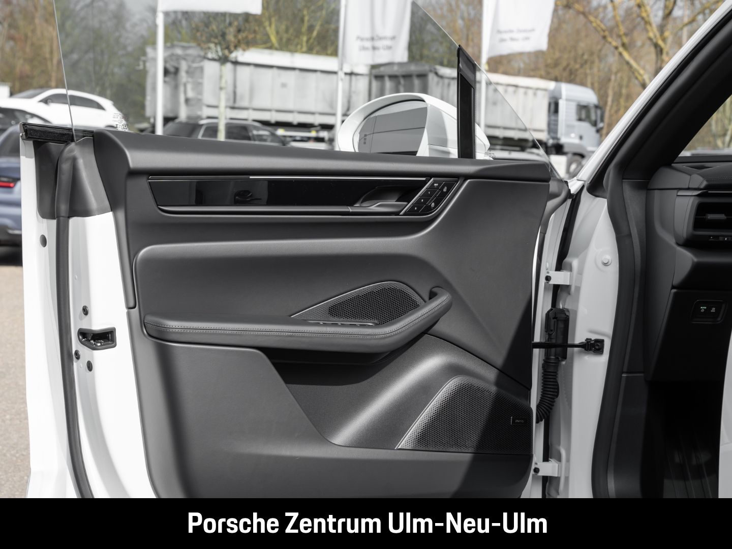 Porsche Macan 4S BOSE InnoDrive Panoramadach LED-Matrix