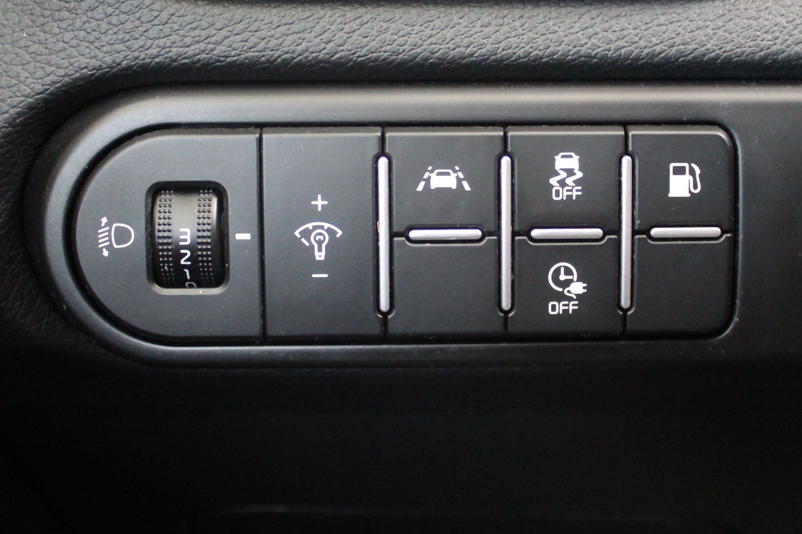 Kia Ceed Sportswagon Plug-in Hybrid Vision - Samsaru's Car Outlet