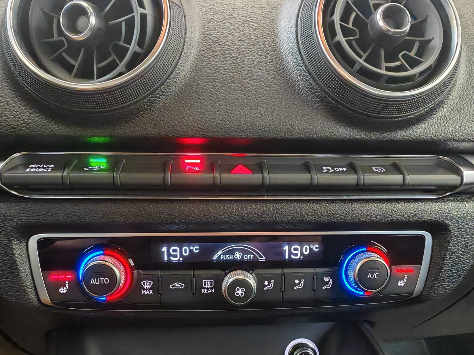 Audi A3 Sportback 40 e-tron - Samsaru's Car Outlet