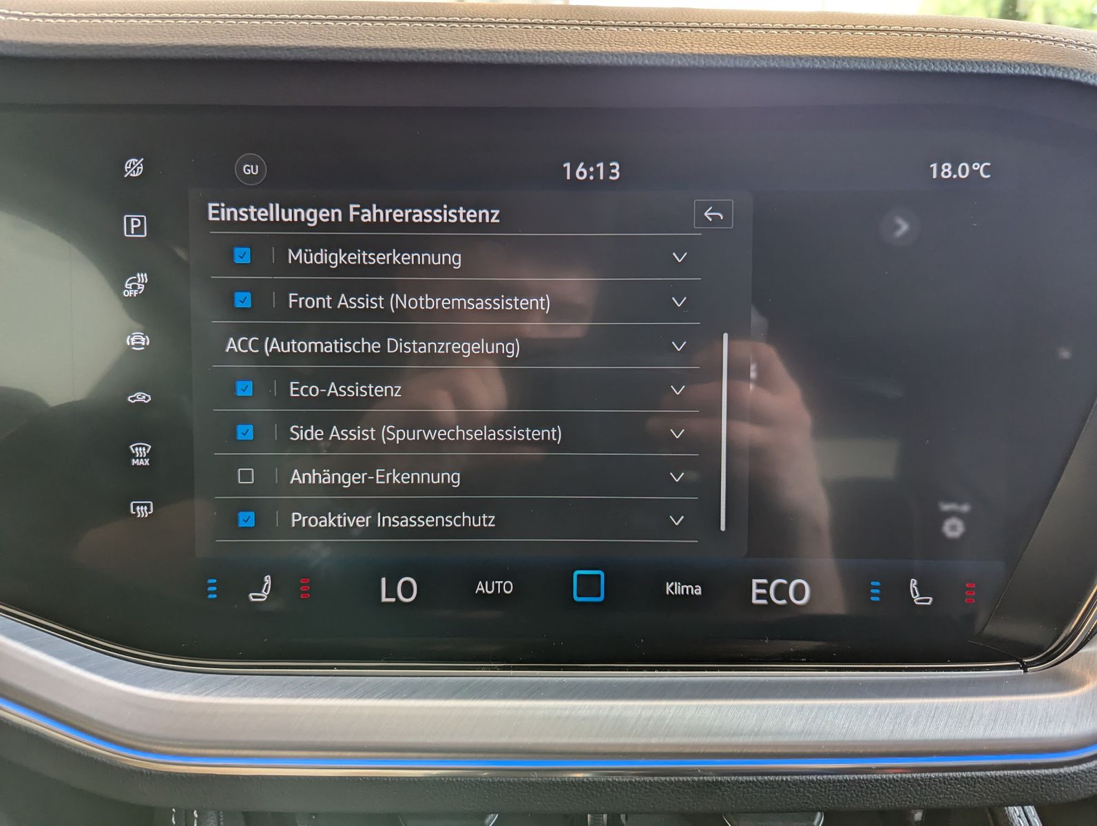 Volkswagen Touareg 3.0TDI 4M R-Line VOLL Black 22" UPE 114T