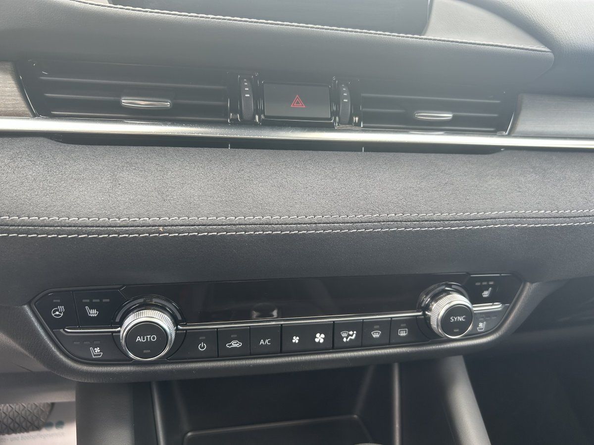 Mazda 6 2.5L SKYACTIV G 194 6AT FWD TAKUMI SUNR