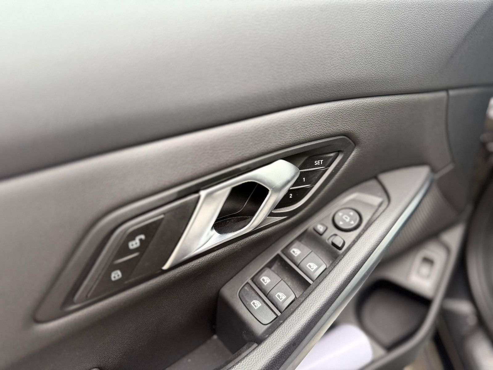 BMW 320 d Touring M-Sport xDrive - Samsaru's Car Outlet
