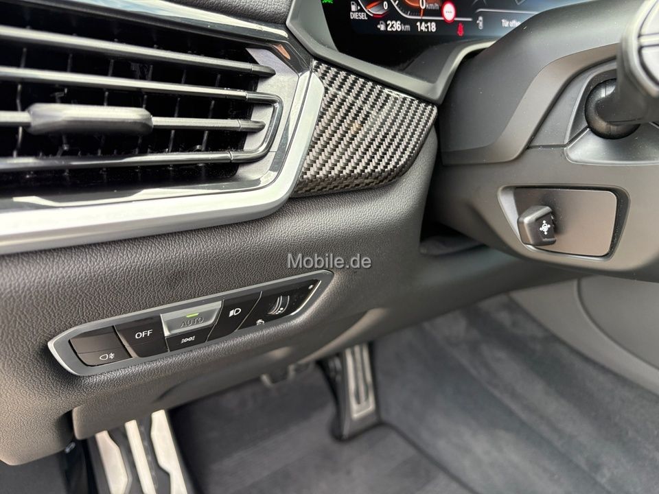 BMW X6 xDrive40d M Sportpaket - Samsaru's Car Outlet