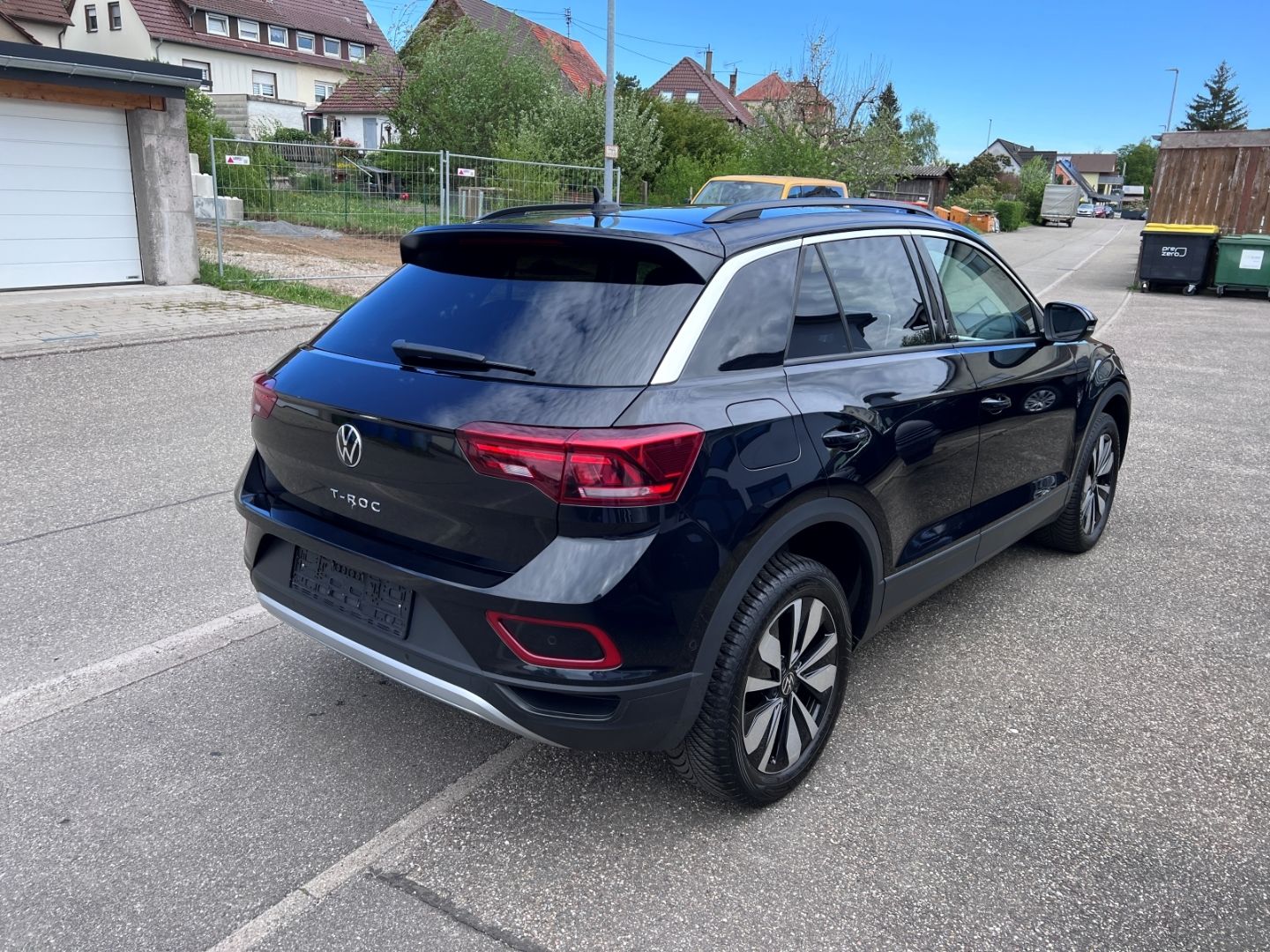 Volkswagen T-Roc 1.0TSI Move - Samsaru's Car Outlet