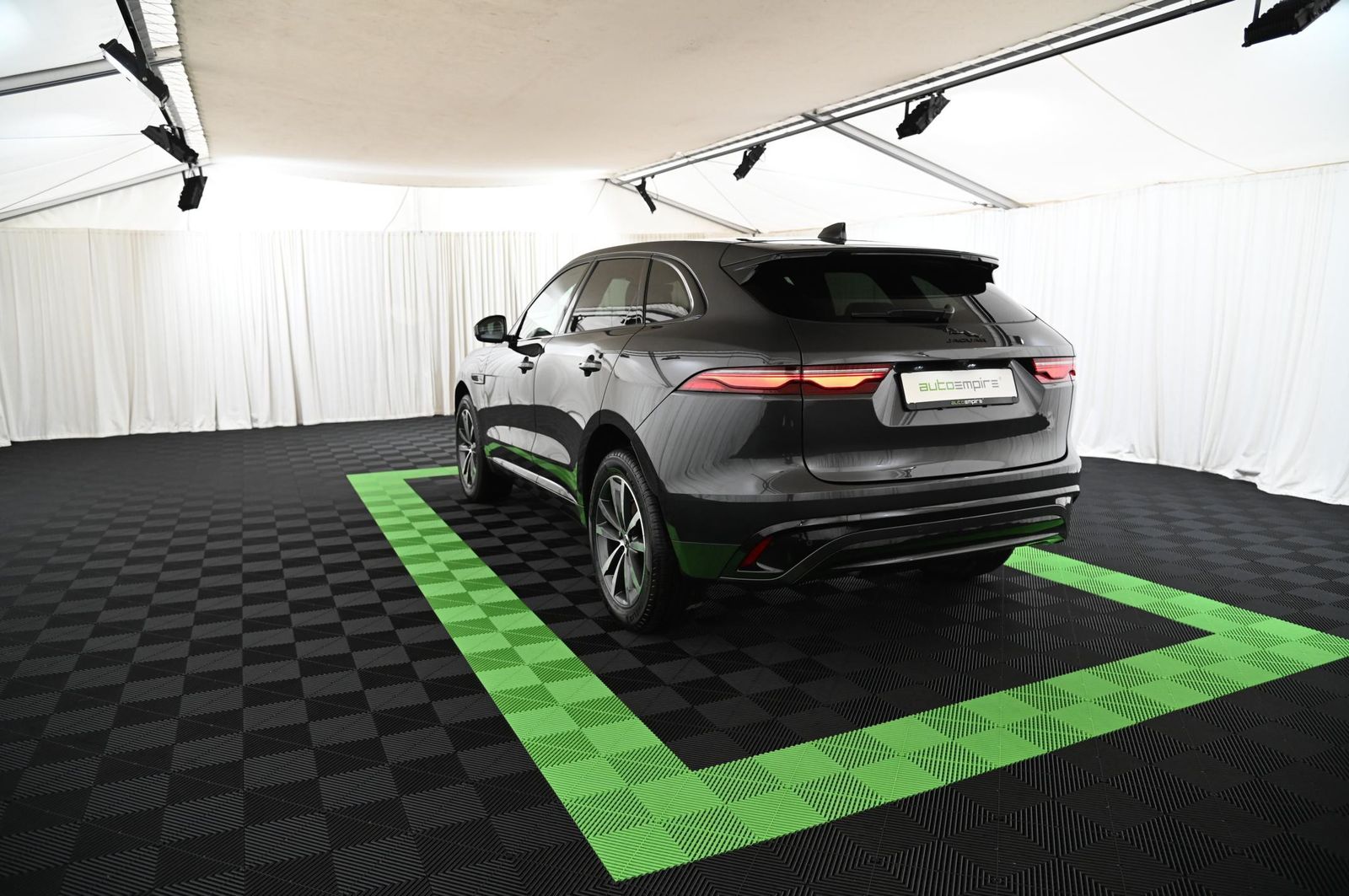 Jaguar F-Pace D200 AWD R-Dynamic SE NAVI/PANO/ACC/20