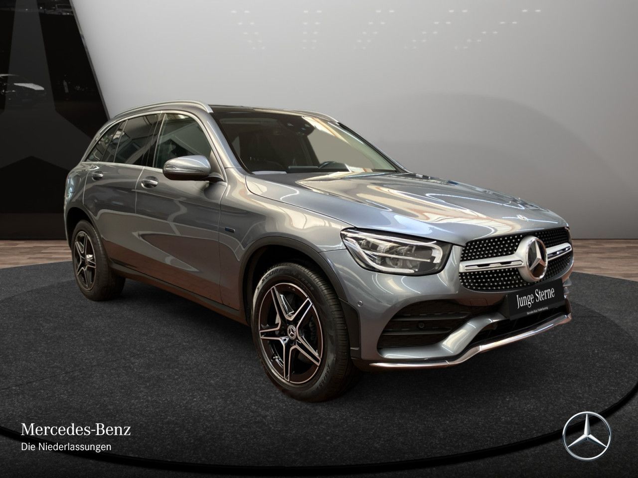 Mercedes-Benz GLC 300 de 4M AMG - Samsaru's Car Outlet