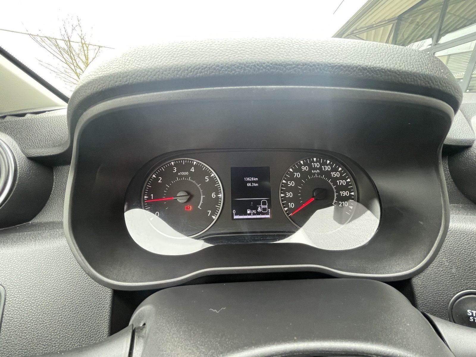 Dacia Duster Extreme Tce 100 eco-G - Samsaru's Car Outlet