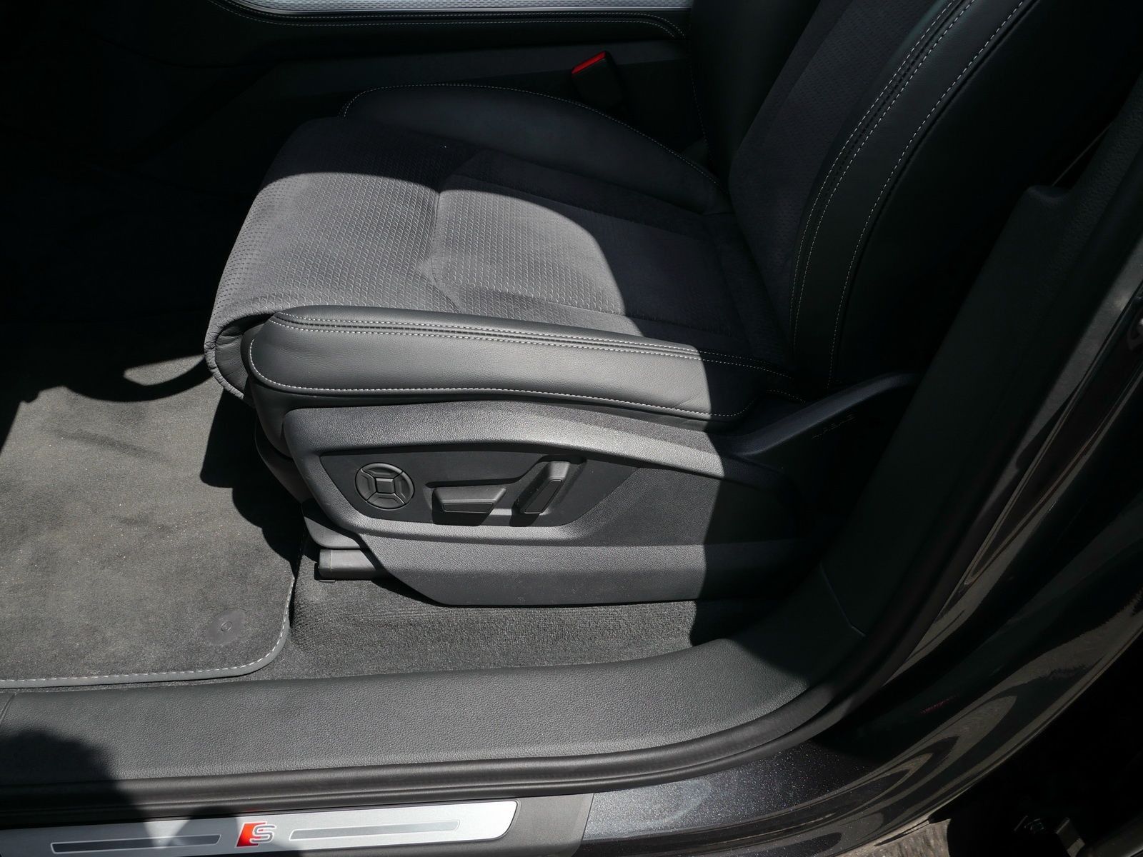 Audi Q7 55 TFSI e qu. S line Matrix*B&O*Hud*Pano*360°
