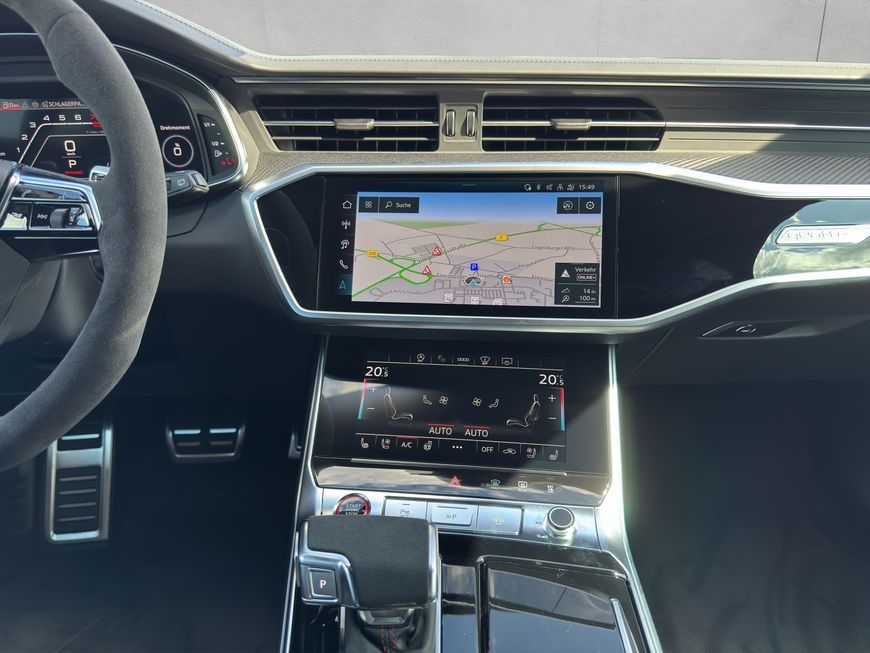 Audi RS6 Avant 4,0 l TFSI Performace quattro Pano AHK