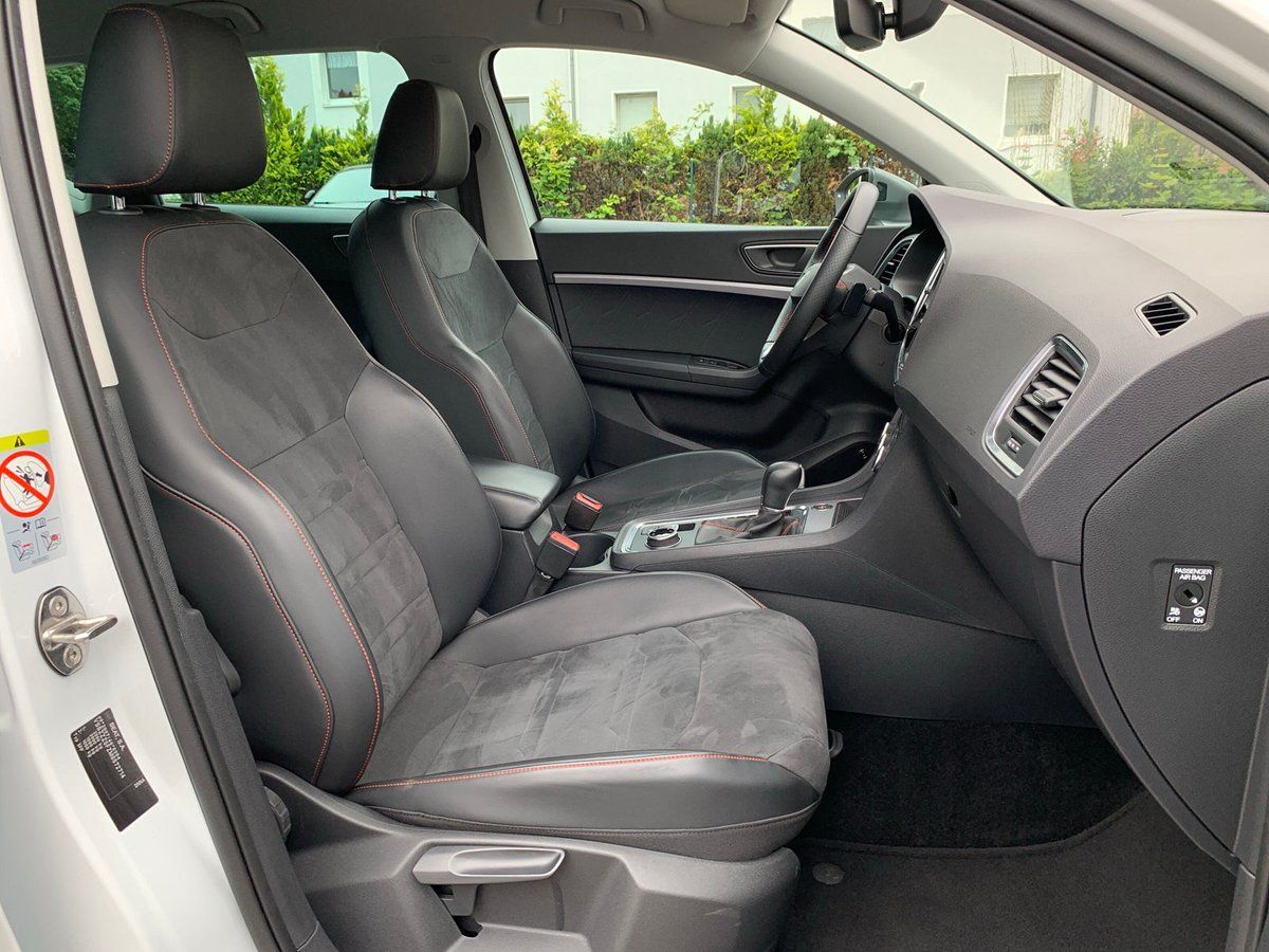 Seat Ateca FR 2.0 TSI DSG 4Drive AHK+NAVI+KAMERA+SHZ+