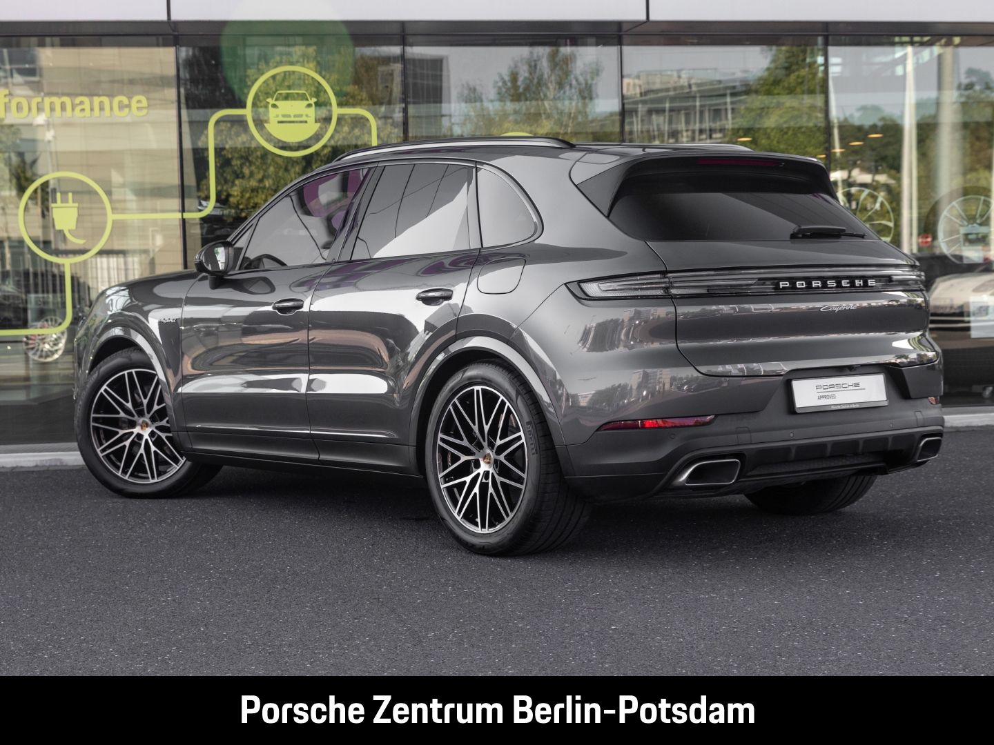 Porsche Cayenne E-Hybrid BOSE Luftfederung Panoramadach