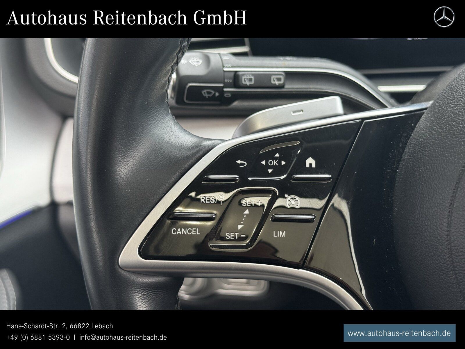 Mercedes-Benz GLE300d 4M AMG+PANO+AHK+360 BURMES+AIRMATIC+MEMO