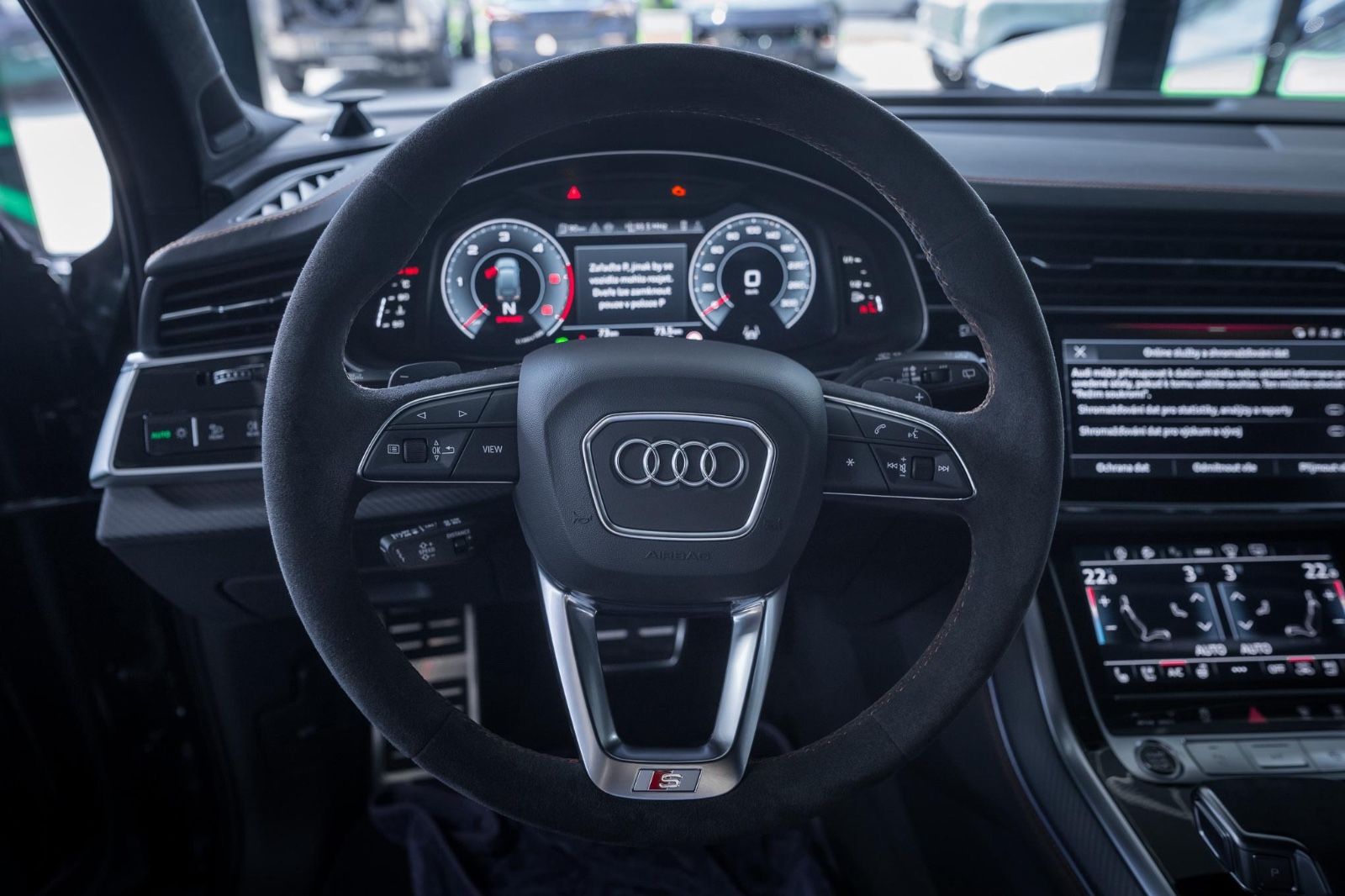 Audi Q7 TDI quattro S line-HUD-B&O 3D- Matrix- Carbon