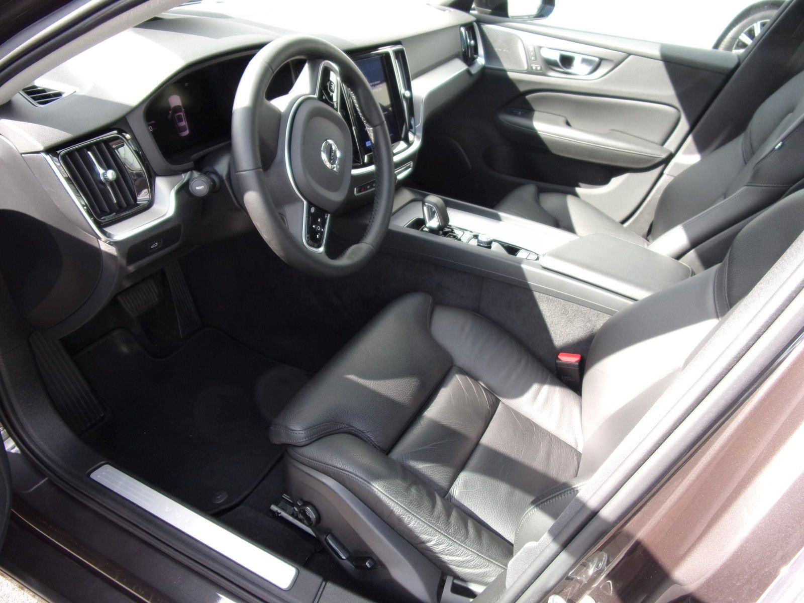 Volvo S60 B4 Lim. Plus Dark