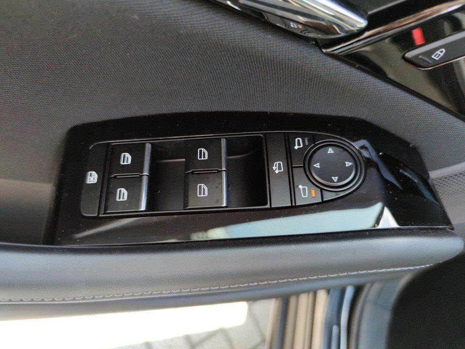 Mazda CX-30 Exclusive 360° BOSE Notbremsassi LogIn Fre